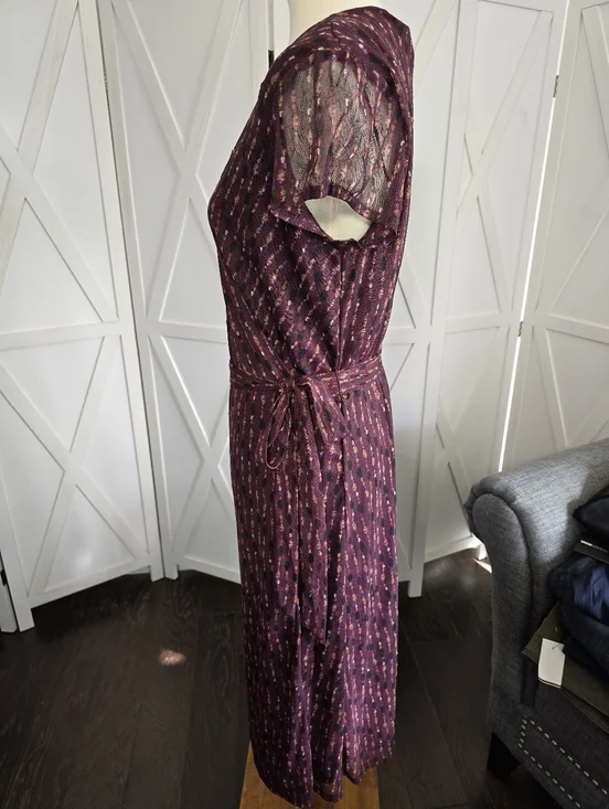 Alfani (NWT) Wrap Front Short Sleeve with Tie Waist - Deep Plum Midi Dress. - Picture 5 of 9